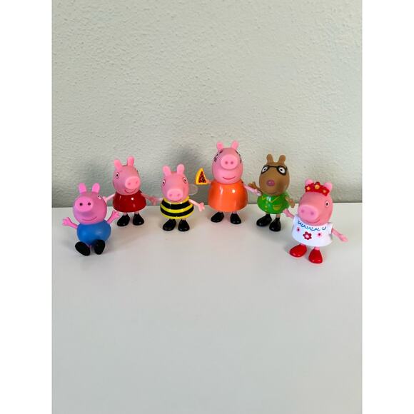 Peppa Pig Treehouse Georges Fort Play-set Nick Jr. 6 Figures Sound/Light Work - Picture 2 of 12